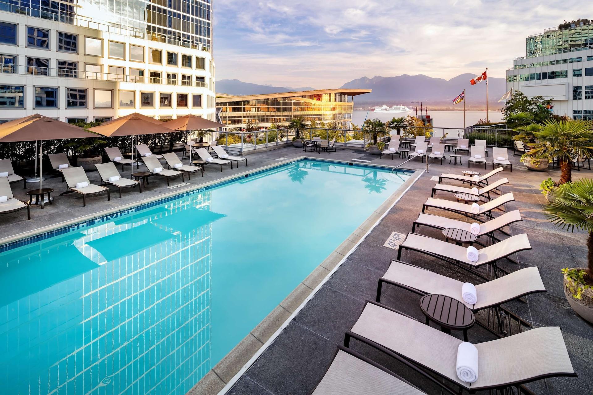 Fairmont Waterfront 65294 — 4
