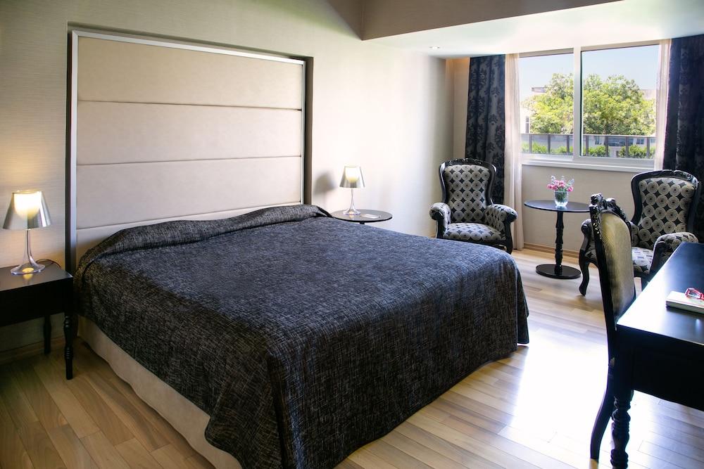 CLEOPATRA HOTEL — 6