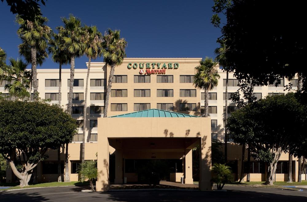 Courtyard by Marriott Cypress Anaheim / Orange County — 3