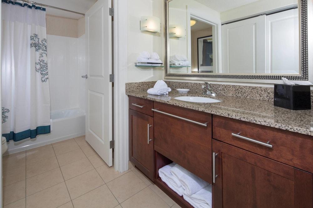 Residence Inn Dover — 5