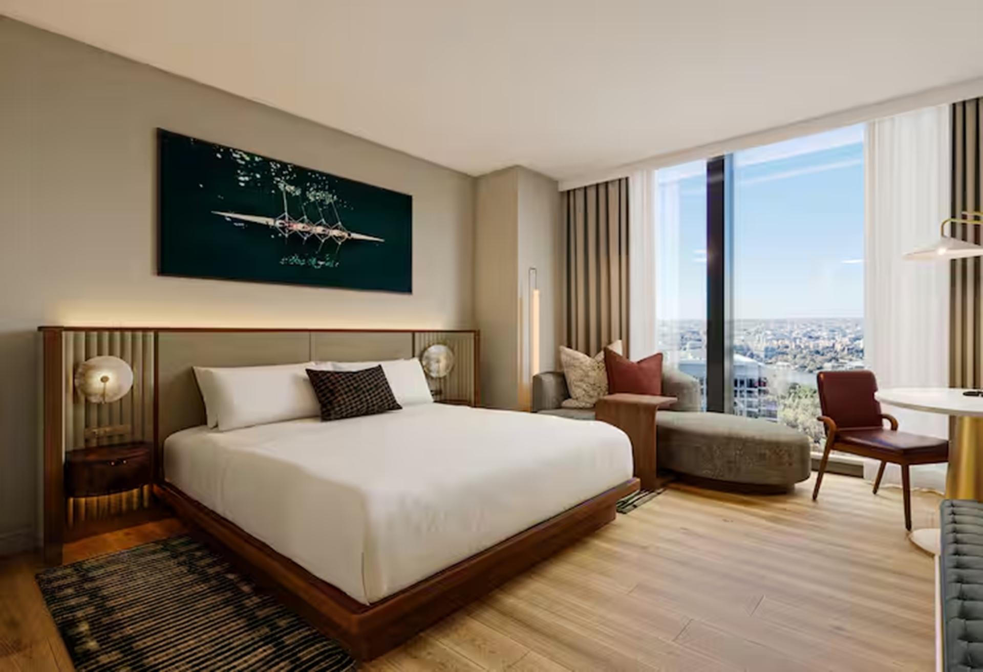 Hilton Arlington Rosslyn The Key — 10