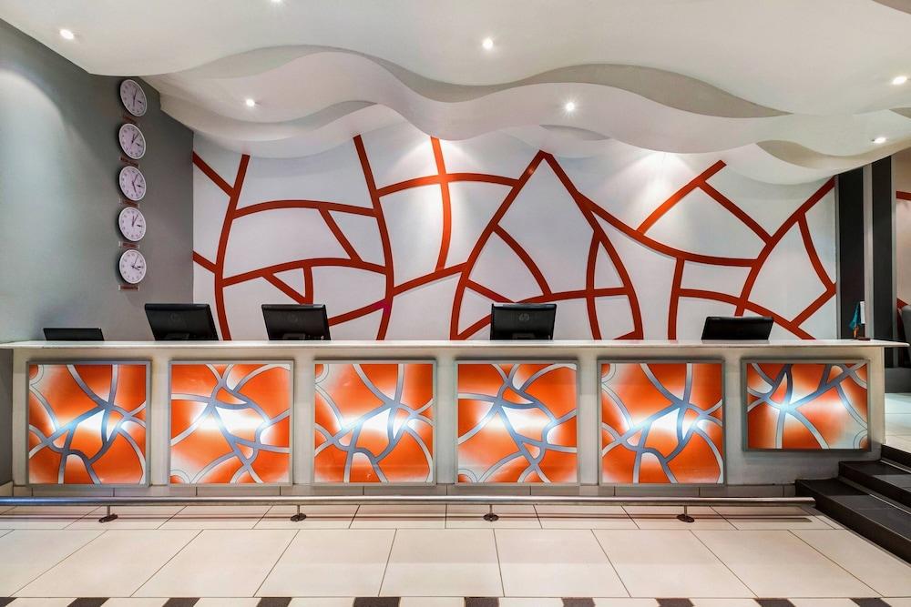 Protea Hotel by Marriott Lusaka Cairo Road — 3