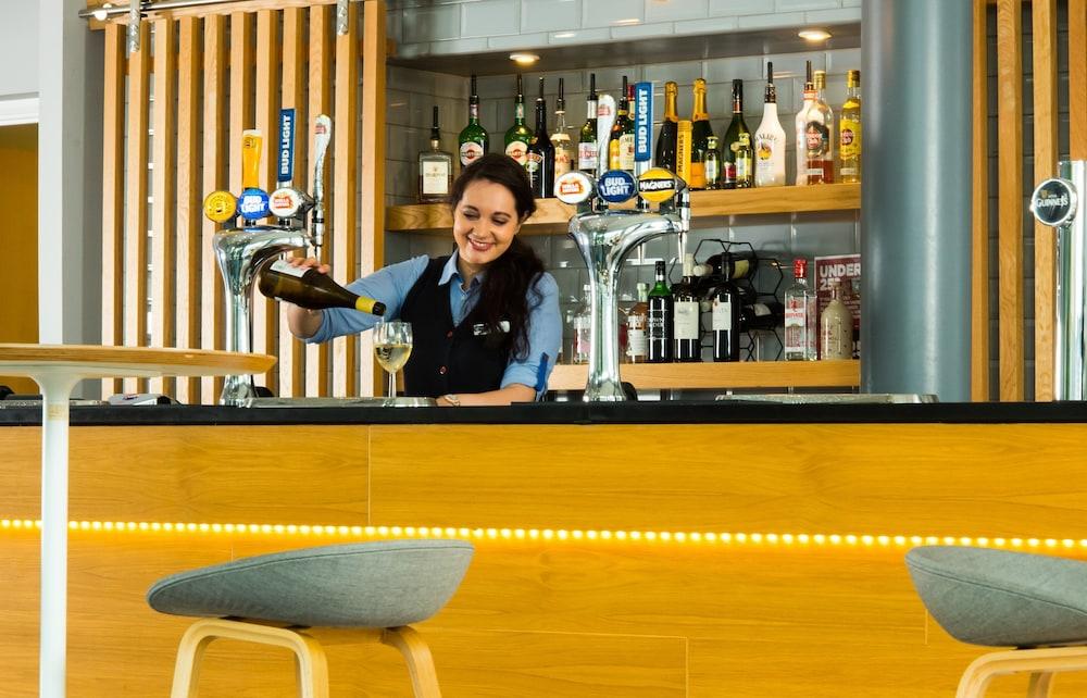 Holiday Inn Express Leeds City Centre Armouries — 9