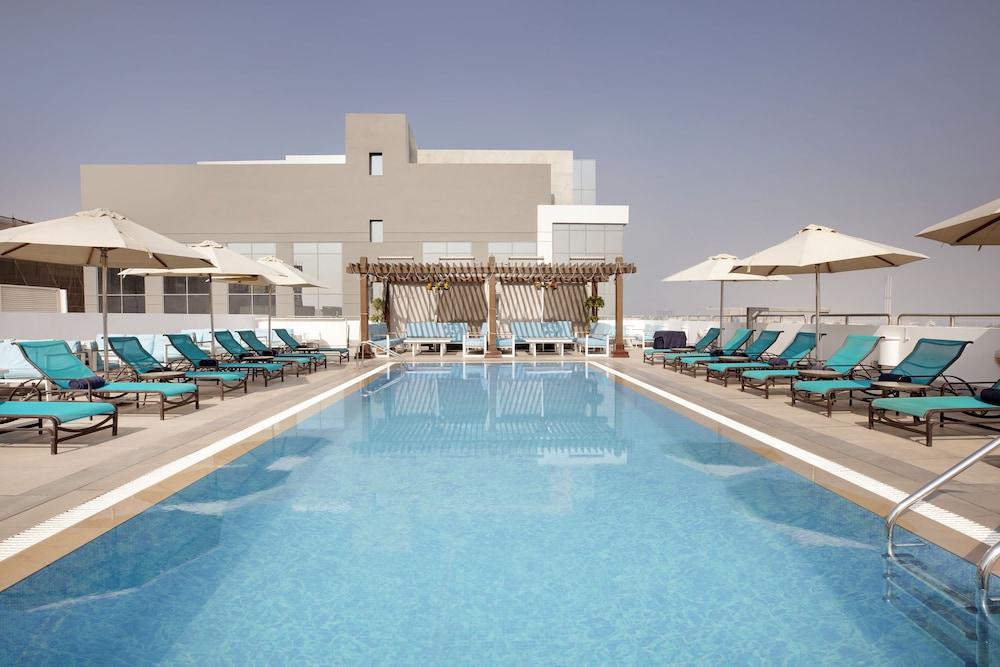 Hilton Garden Inn Dubai Jumeirah — 6