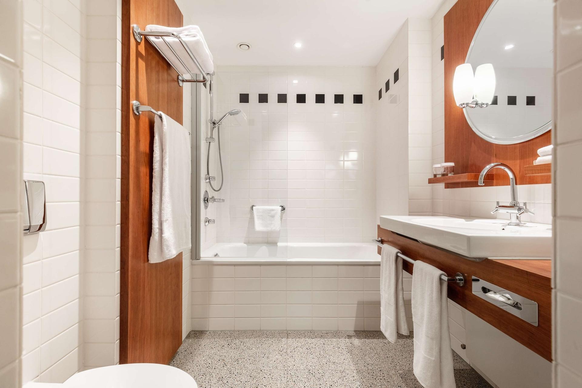Hilton Amsterdam — 6