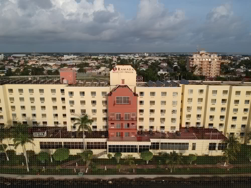 Ramada by Wyndham Princess Belize City — 3