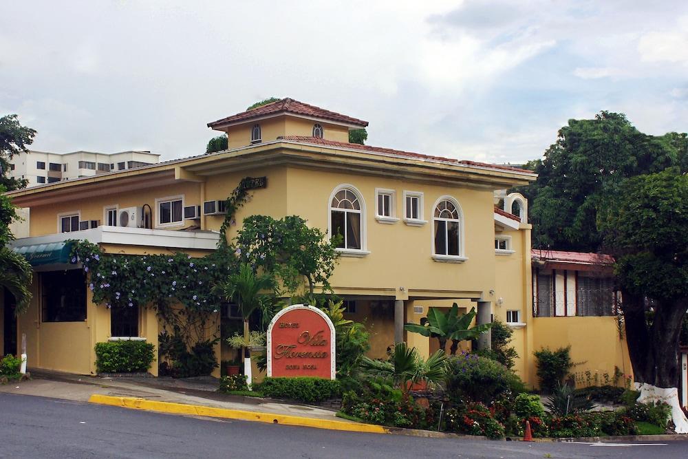 VILLA FLORENCIA ZONA ROSA