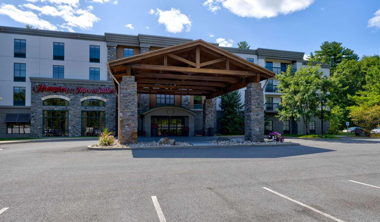Hampton Inn Suites Lake George — 1