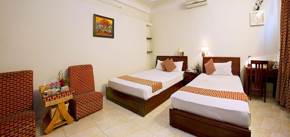 Dai Long Hotel — 5