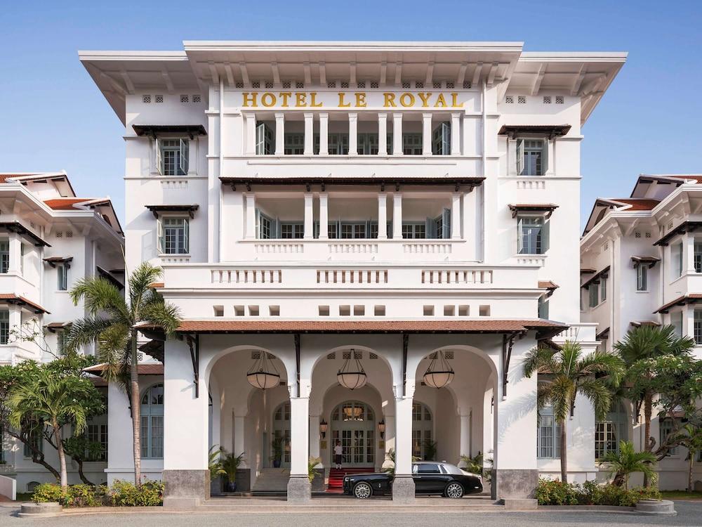 Raffles Hotel Le Royal — 1