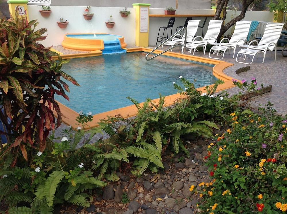 Habitat Terrace — 1