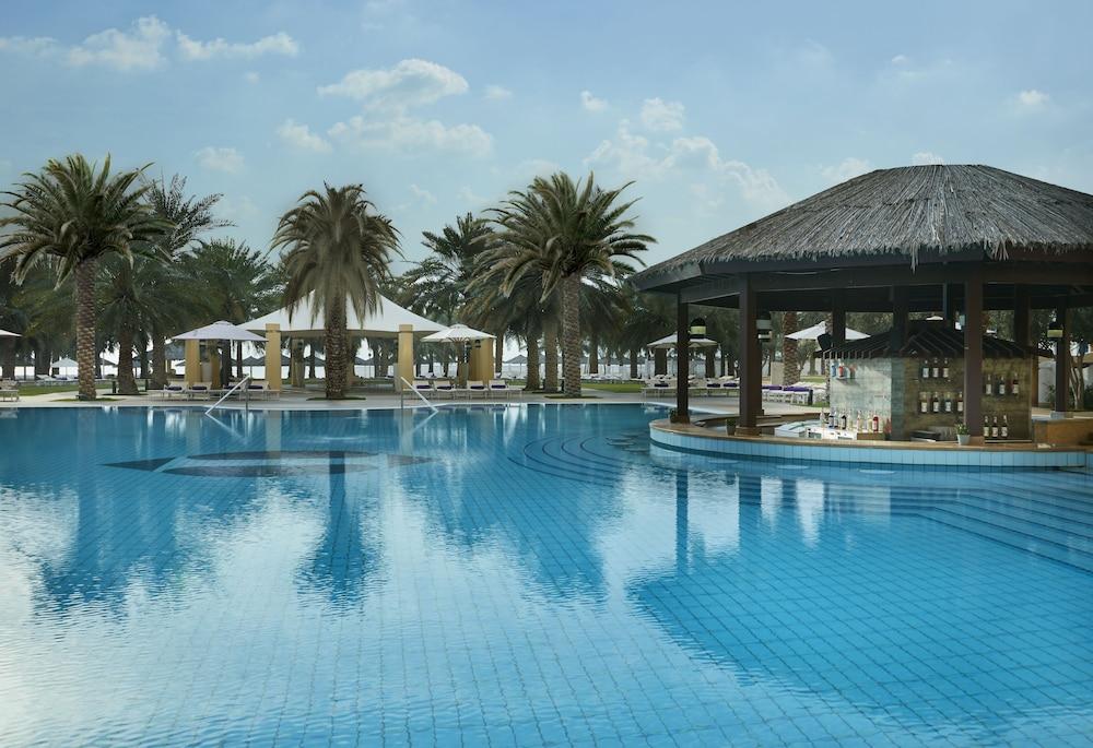 InterContinental Doha Beach and Spa — 1