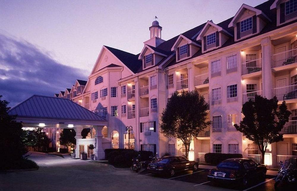 Hotel Grand Victorian — 7
