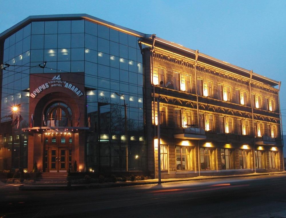 Ararat Hotel — 1