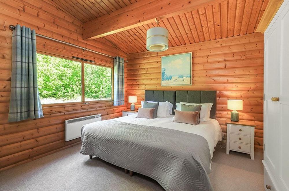 South Winchester Lodges — 5