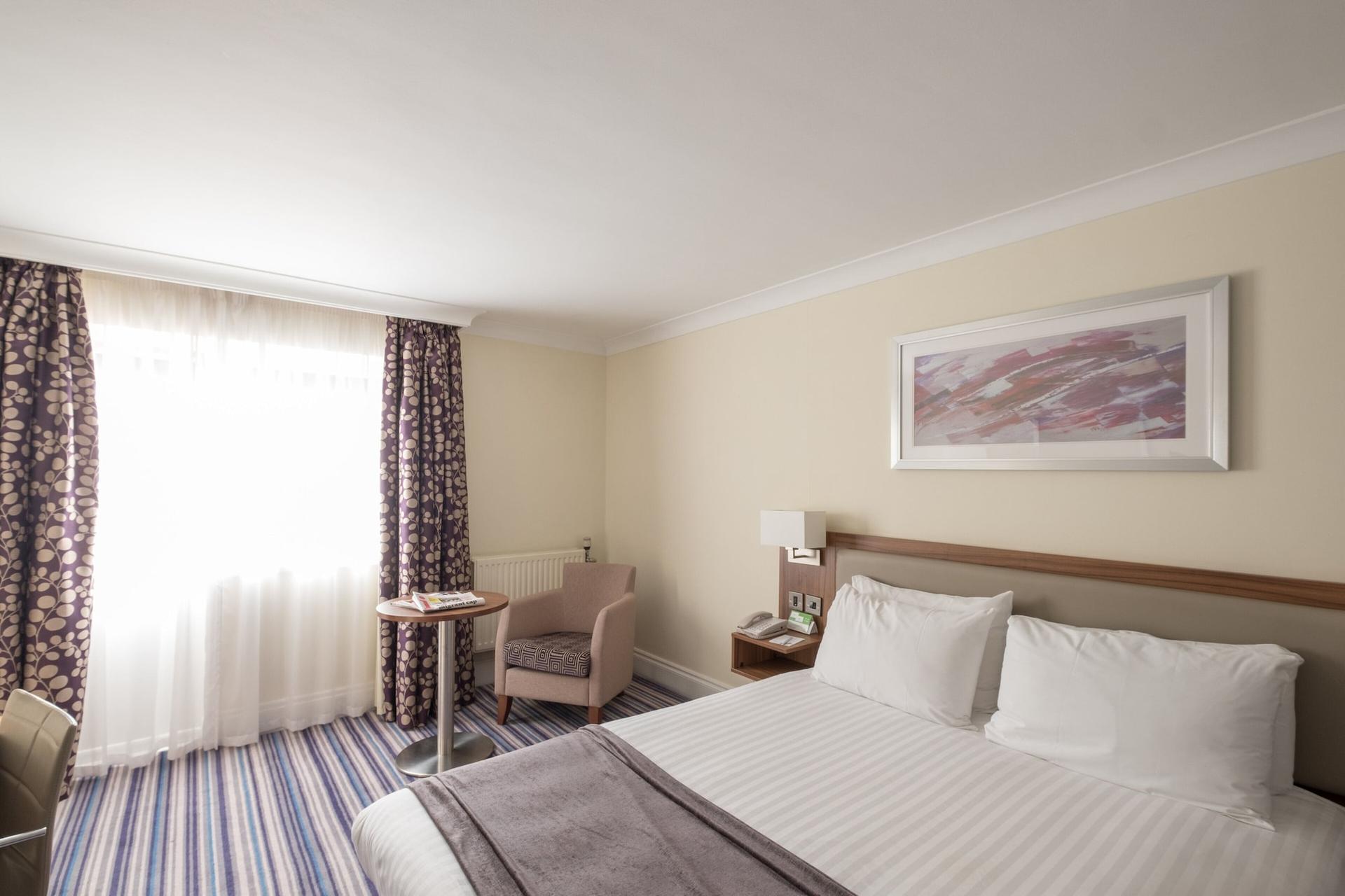 Holiday Inn Swindon — 10