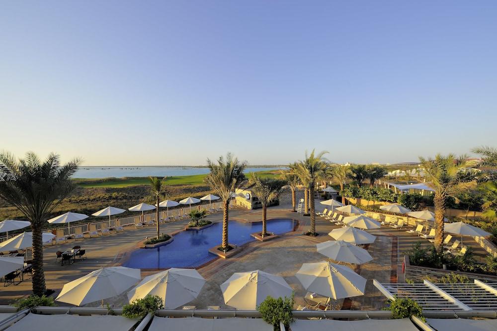 Yas Plaza Bay by IHG — 5