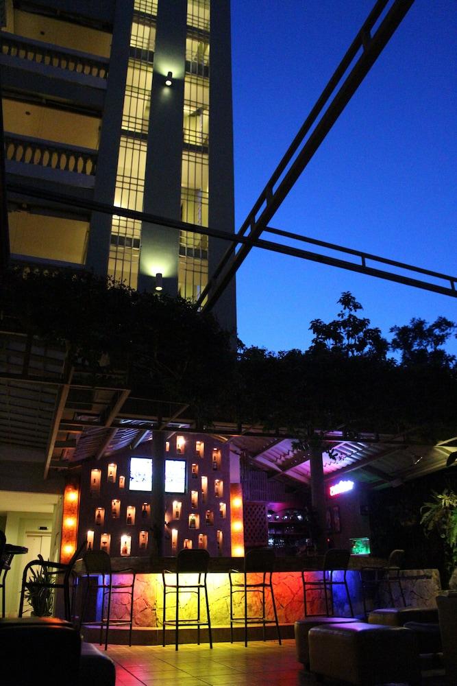Boutique Hotel La Cordillera — 1