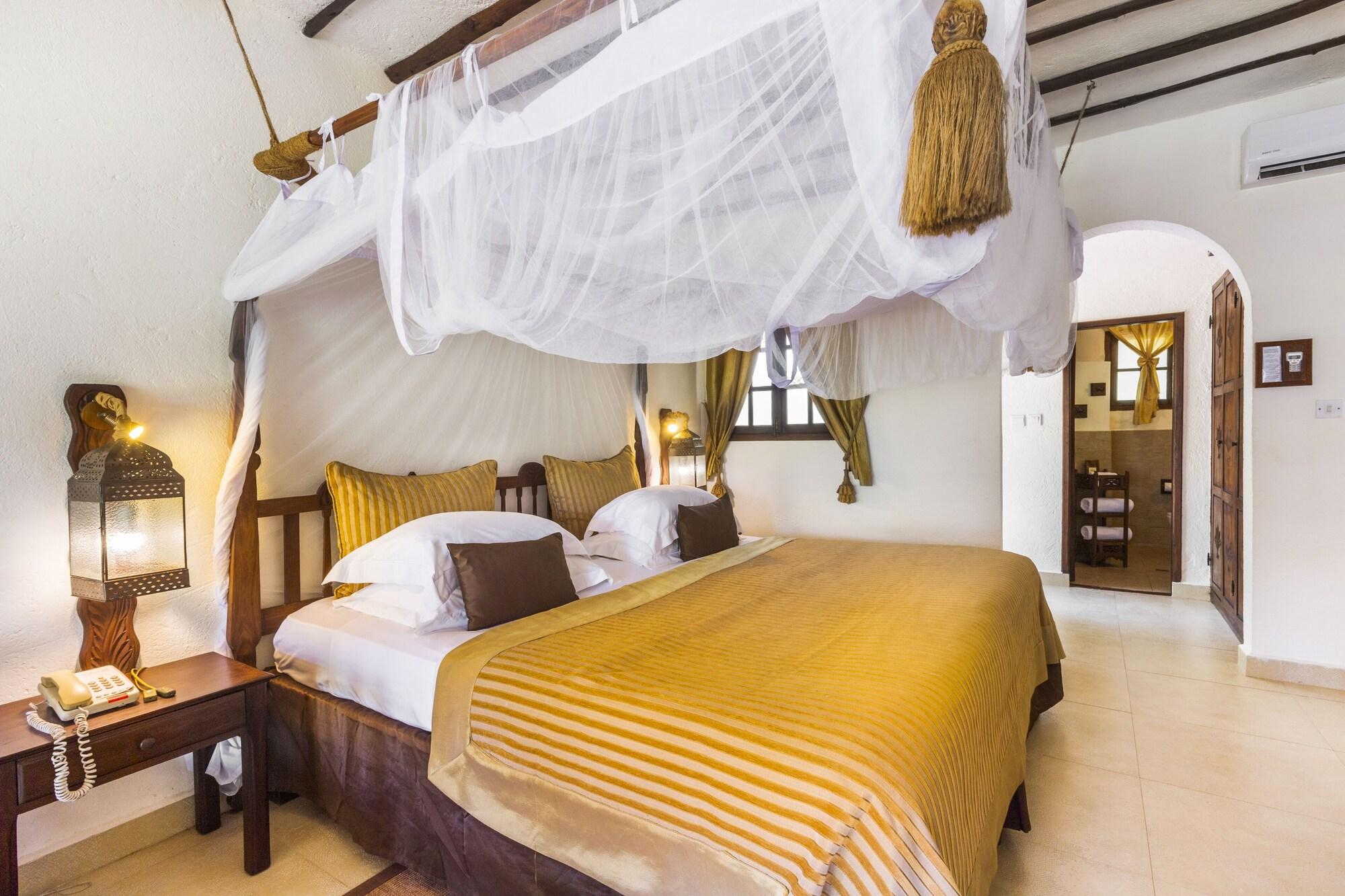 Breezes Beach Club & Spa — 9