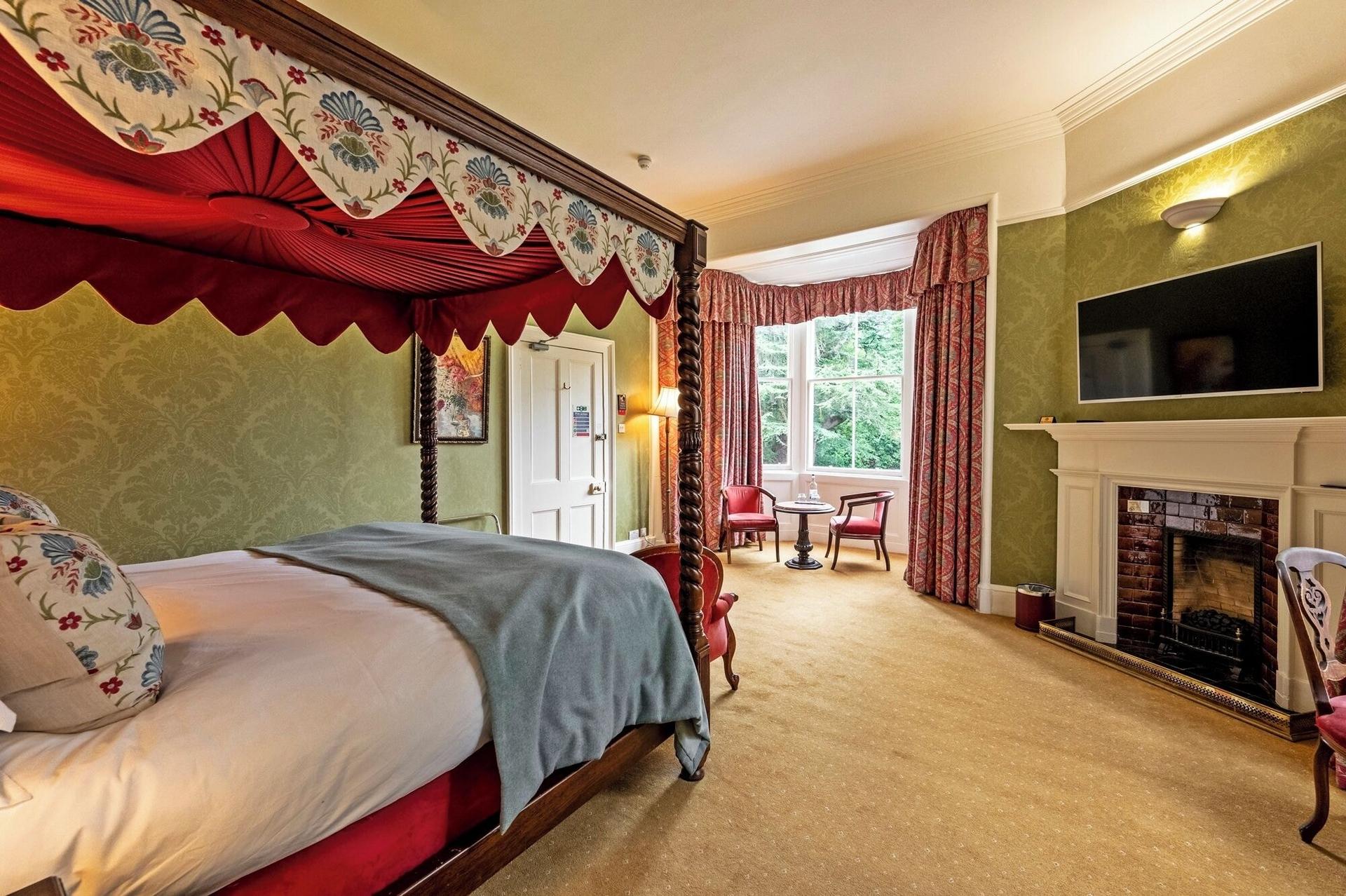 BUNCHREW HOUSE HOTEL — 8
