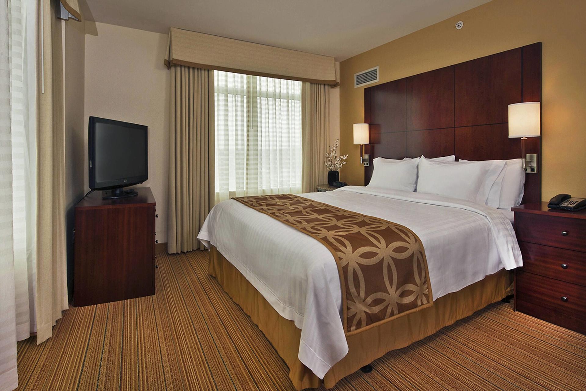 Residence Inn Arlington Capital View — 5