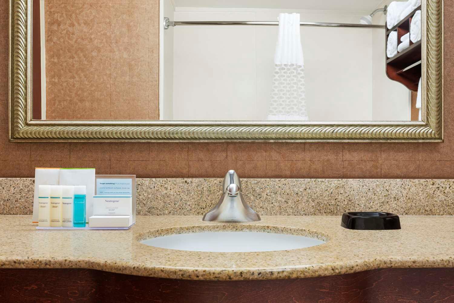 Hampton Inn Forrest City — 1