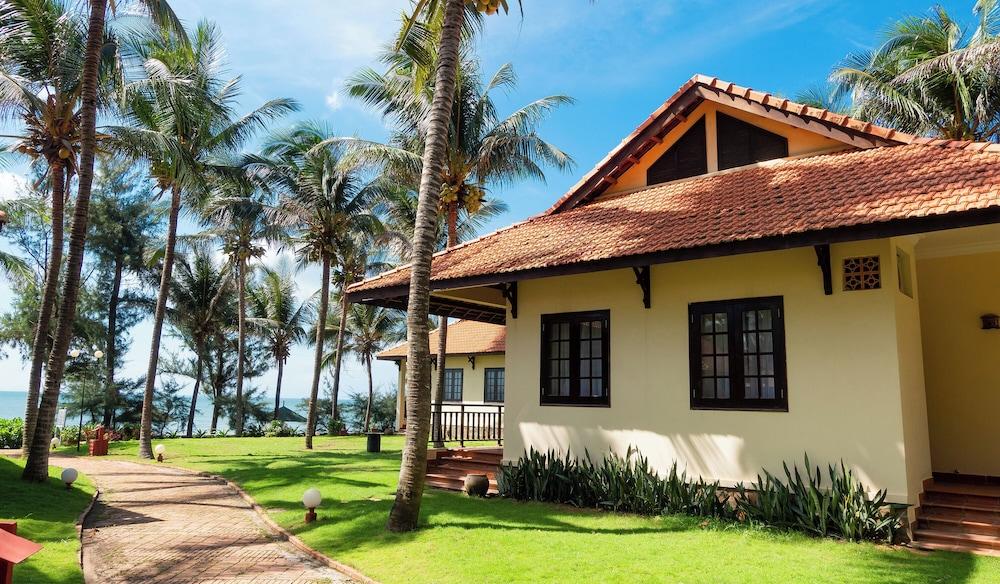 Golden Coast Resort and Spa — 5