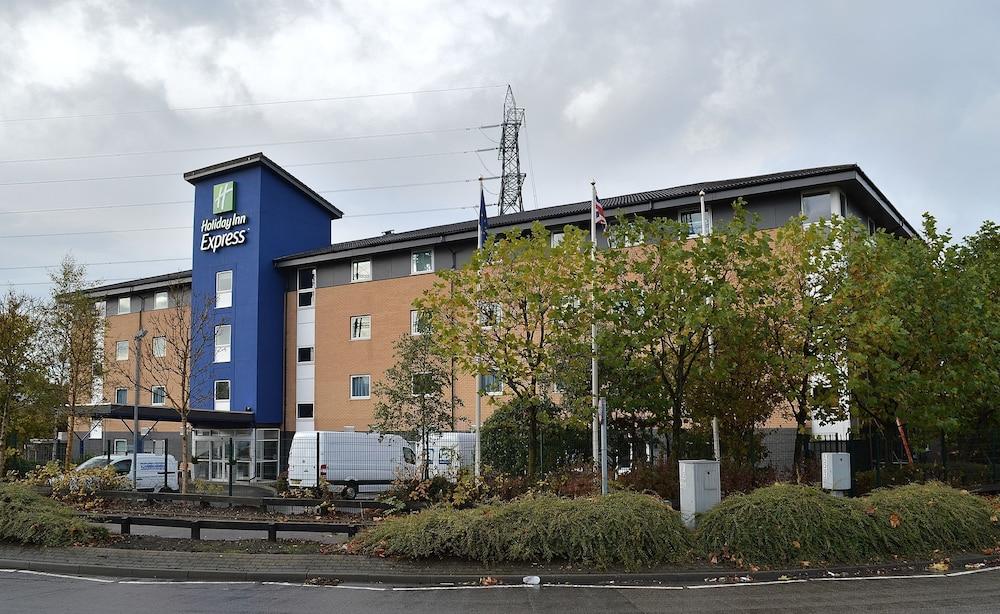 Holiday Inn Express Birmingham - Star City — 1
