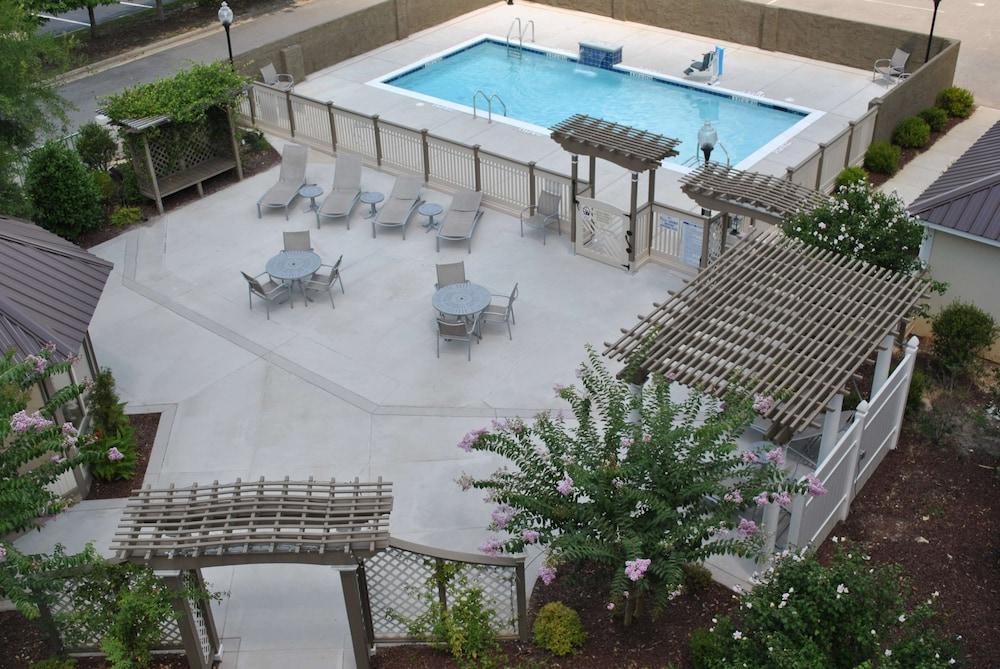 Doubletree By Hilton Fayetteville — 5