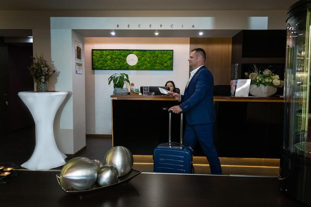 BEST WESTERN Hotel Roca — 5