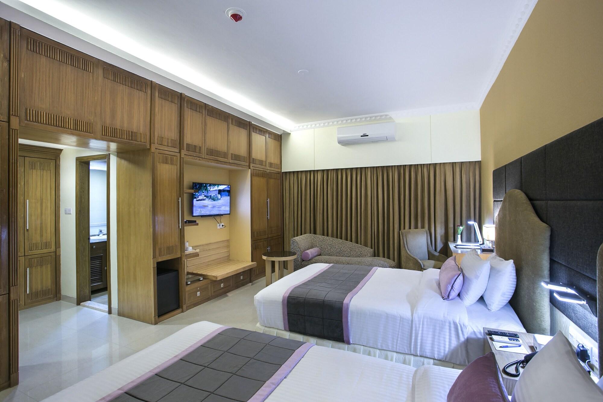 ASCOTT PALACE HOTEL 1073598 — 5