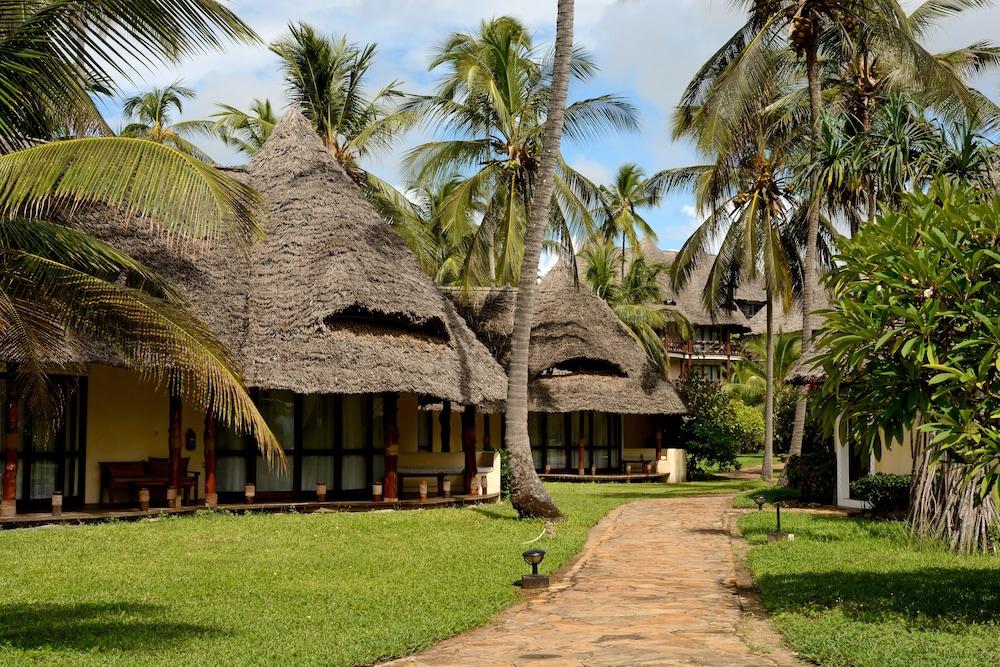 Ocean Paradise Resort Zanzibar — 1