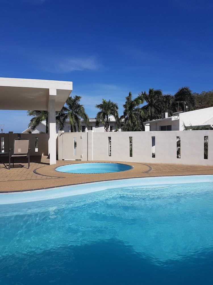 Lamana Hotel — 1