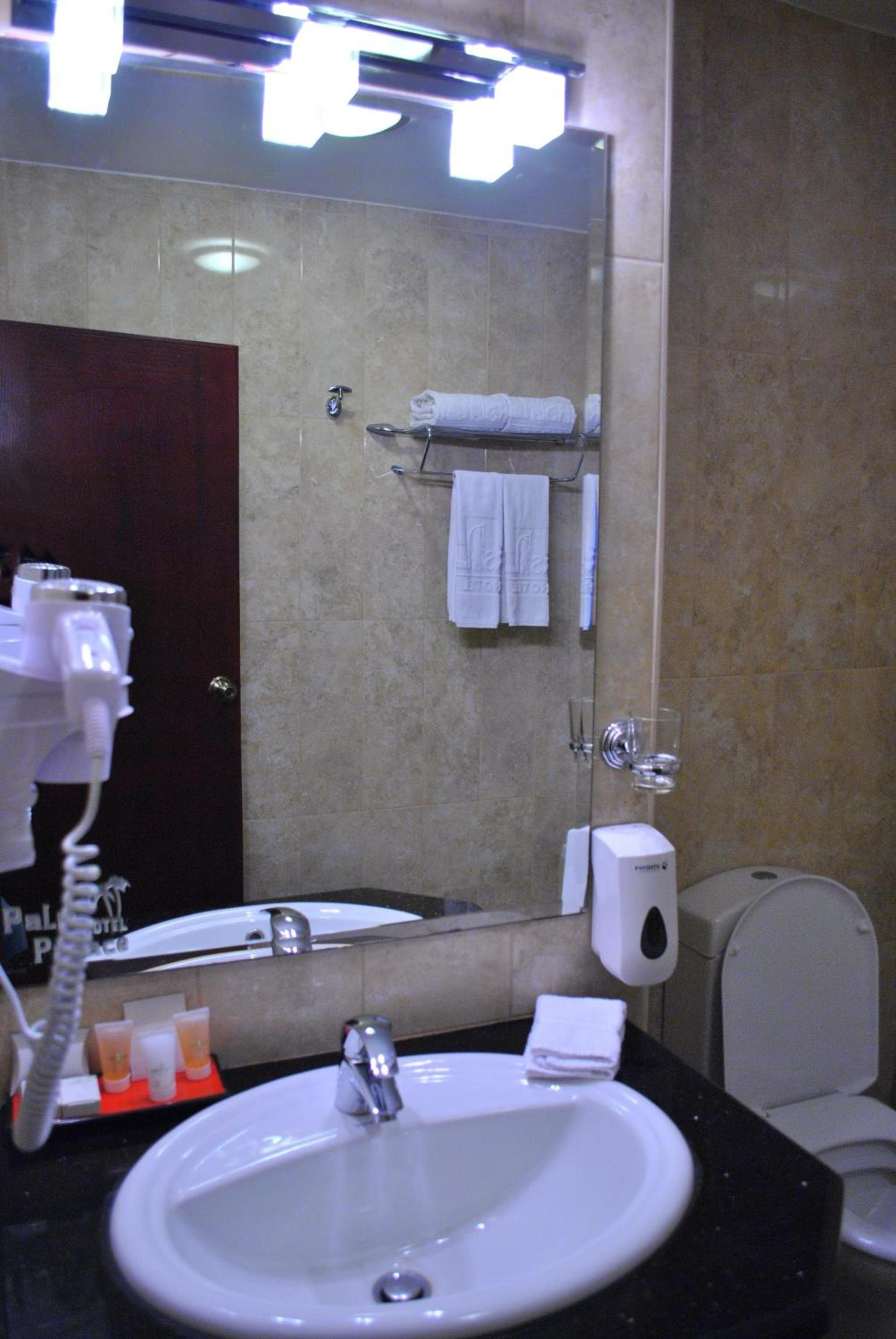 LARSA HOTEL 74334 — 9