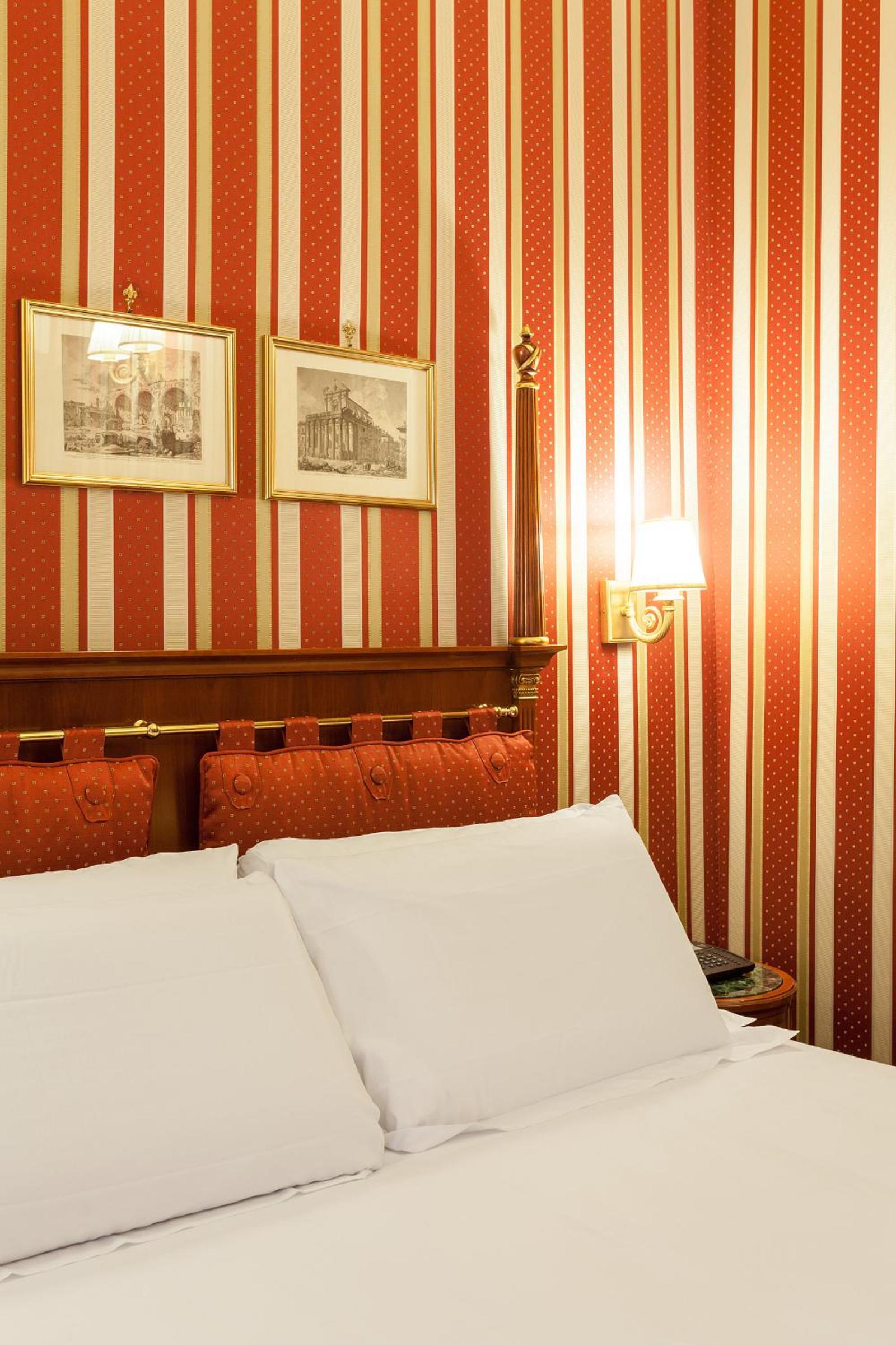 Th8 Palm Dubai Beach Resort, Vignette Collection — 1