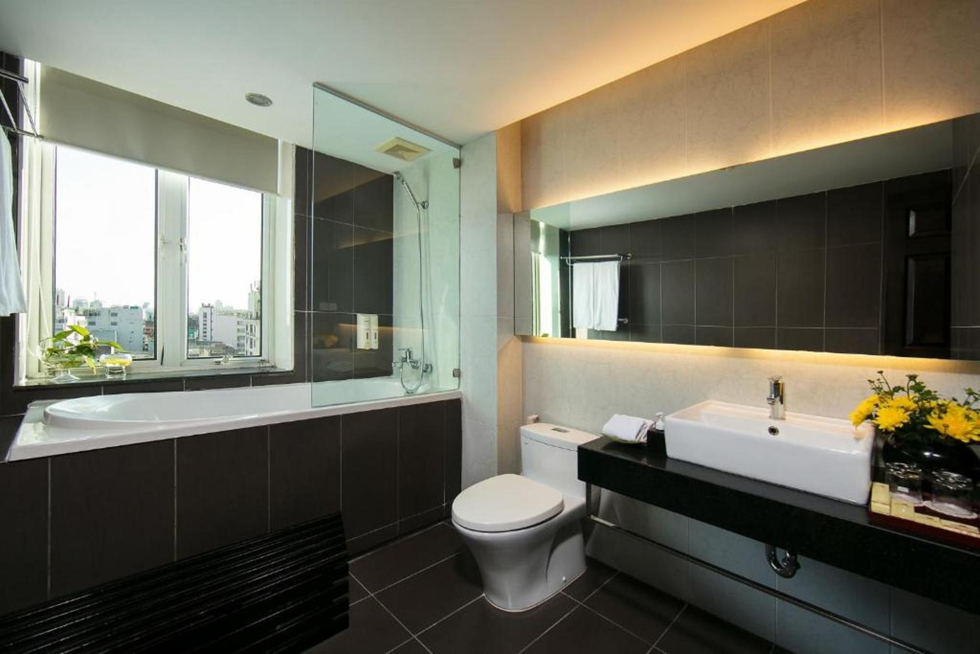 ANISE HOTEL — 1