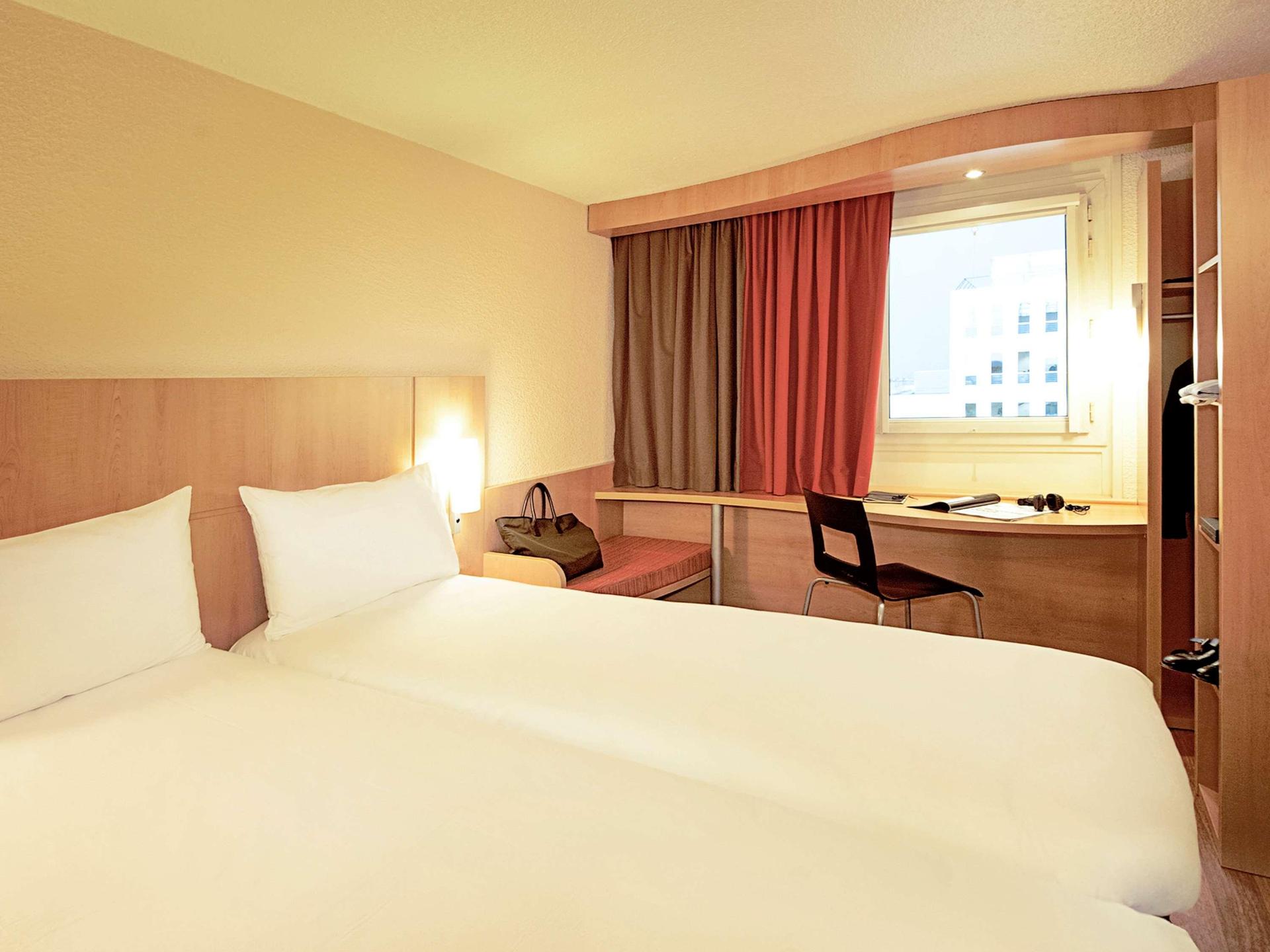 Ibis Oran Les Falaises — 8