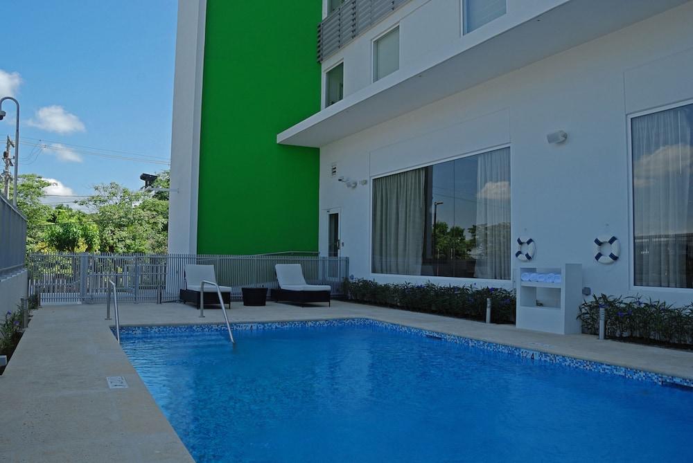 Holiday Inn Express Managua — 1