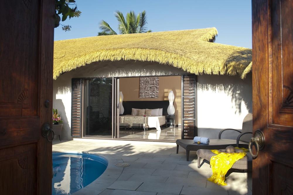 Crown Beach Resort and Spa - Adults Only — 1