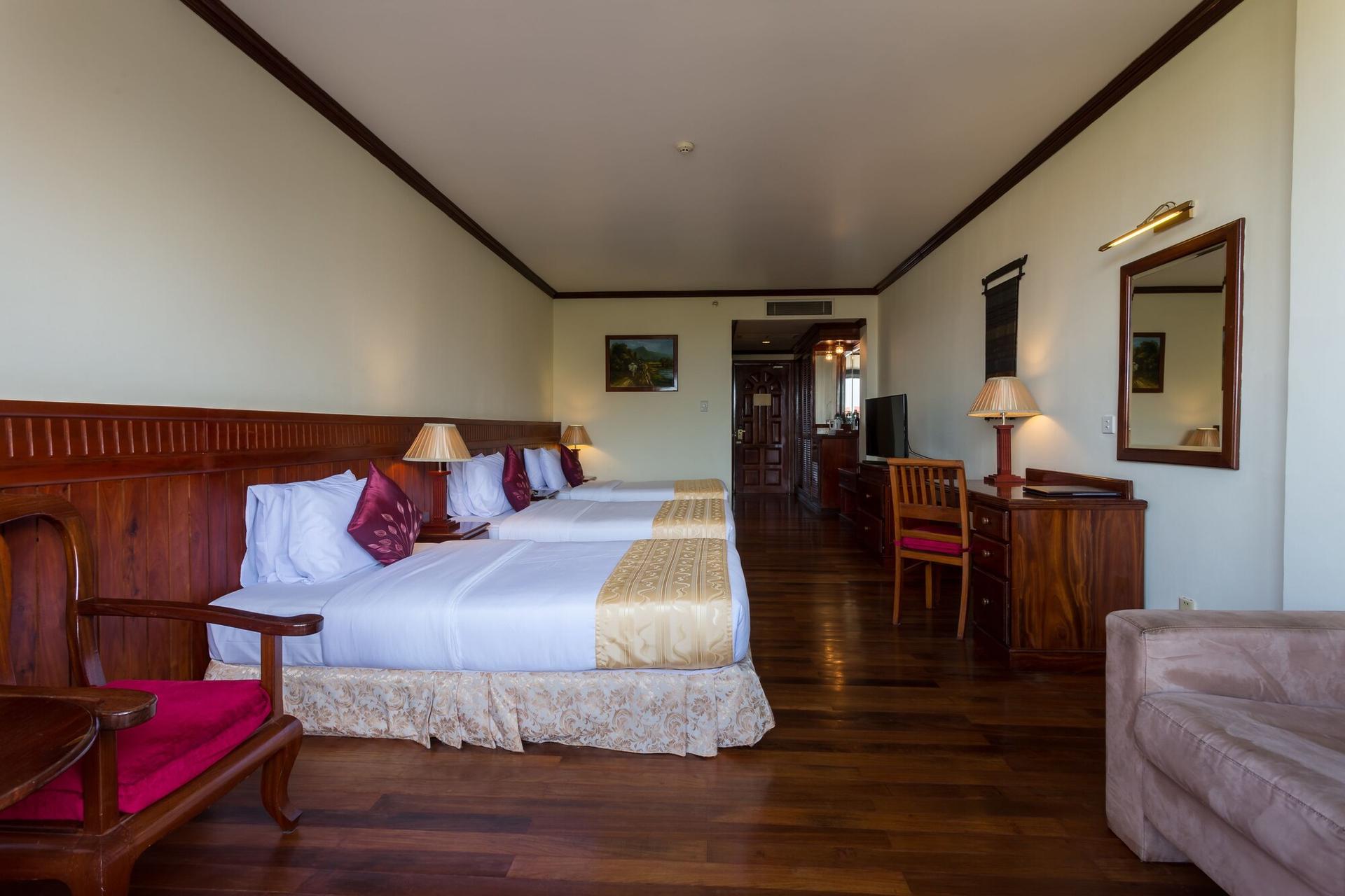 ANGKOR PARADISE HOTEL — 10