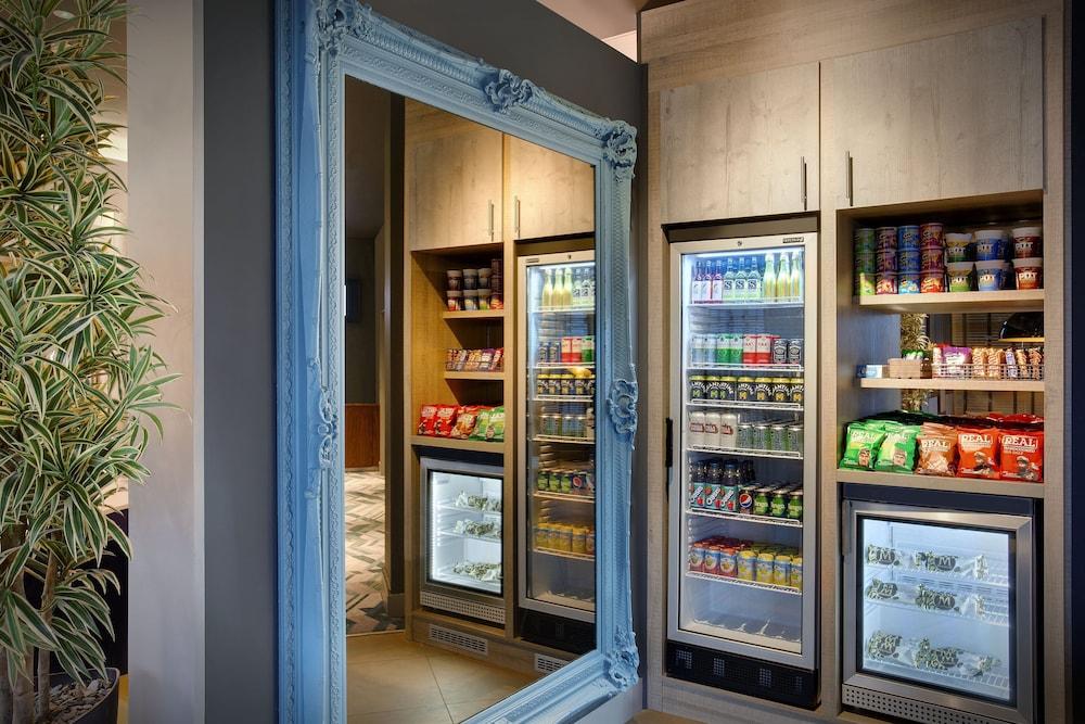 Leonardo Hotel Swindon — 3