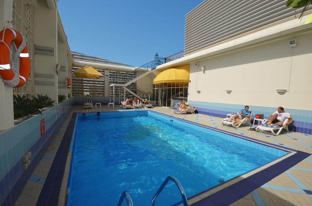 Copthorne Downtown Abu Dhabi