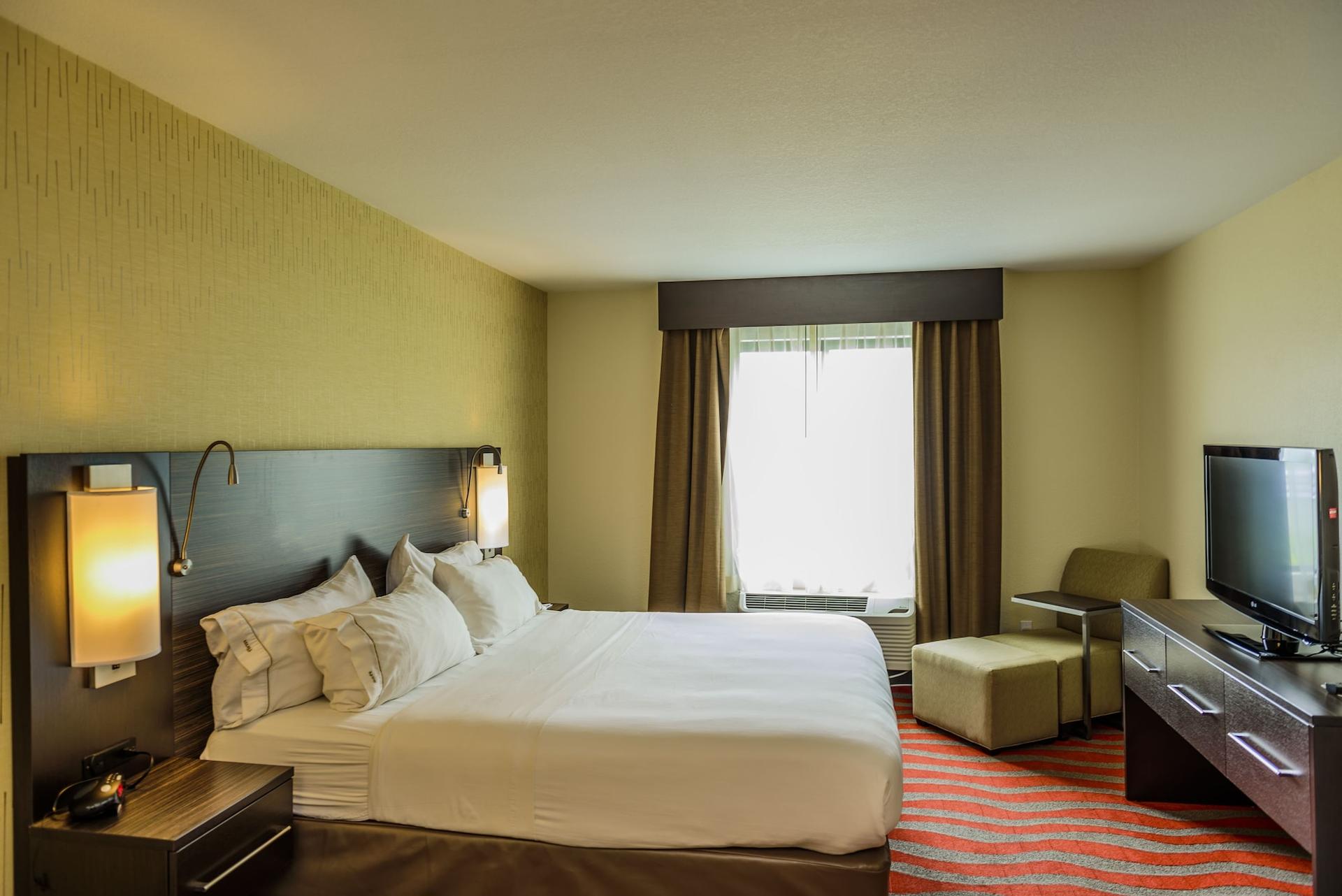 Holiday Inn Express Bradford — 7