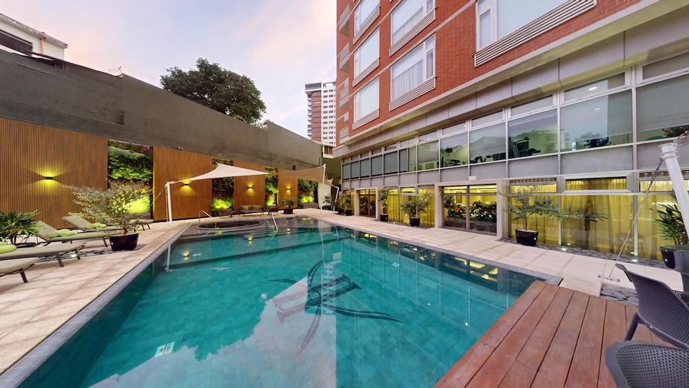 Adriatika Hotel Boutique 1229538