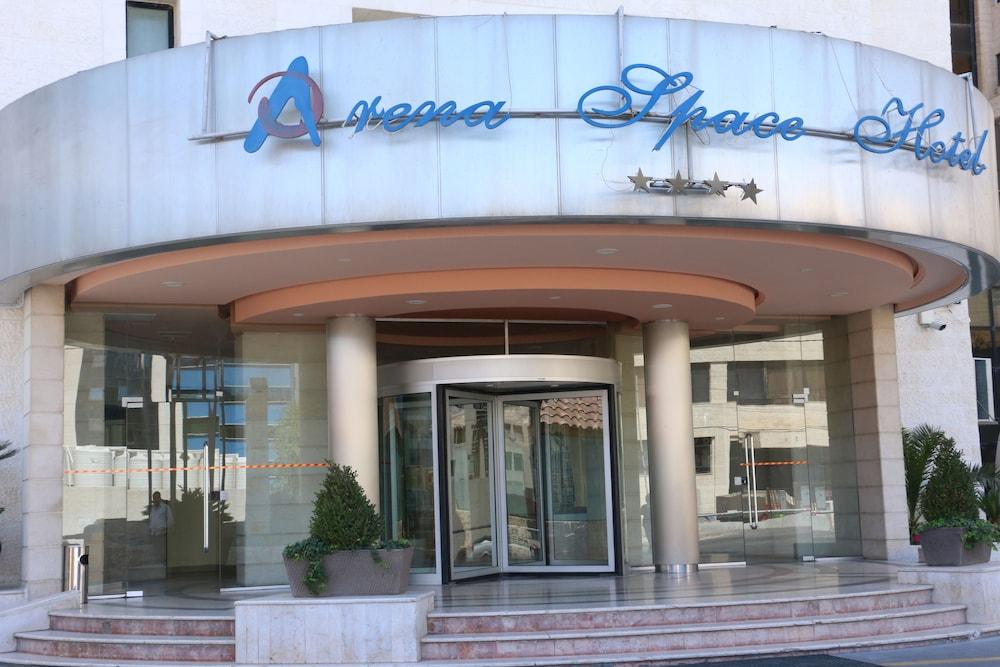 Arena Space Hotel — 1