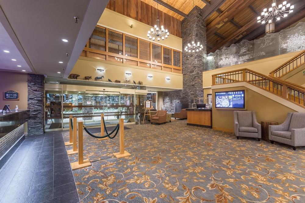 Banff Park Lodge — 8
