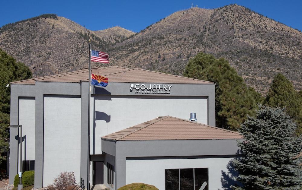 Country Inn & Suites by Radisson, Flagstaff, AZ — 1