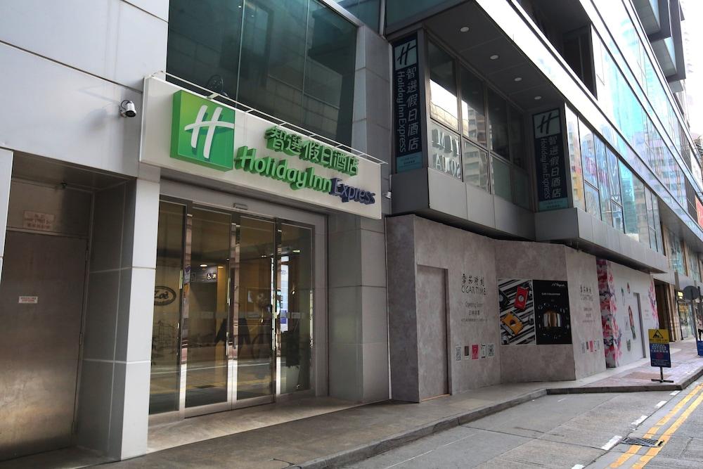 HOLIDAY INN EXPRESS CAUSEWAY BAY 140794 — 1