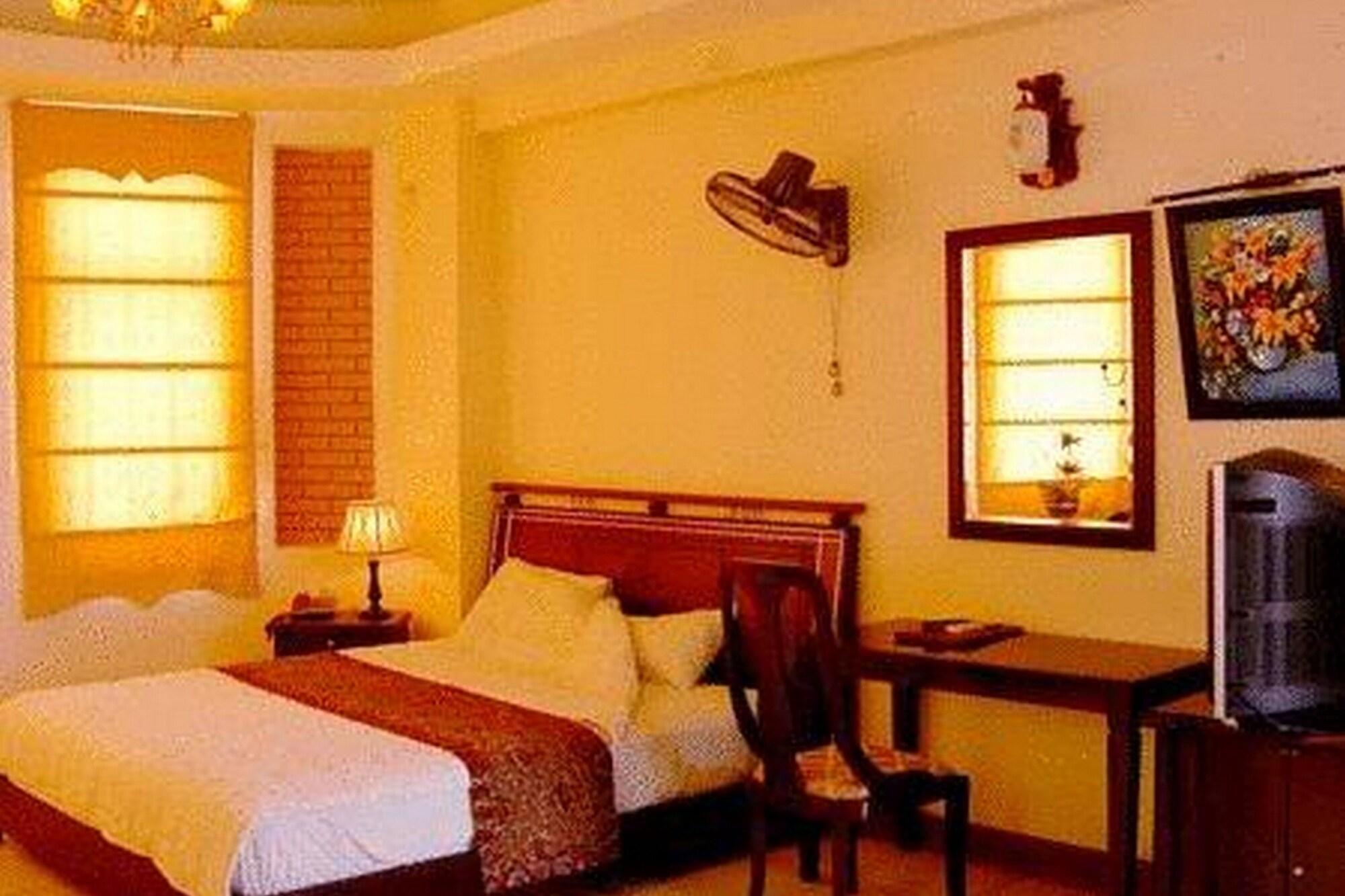 Original Binh Duong 4 Hotel — 5