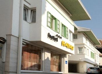 Hayat Hotel — 1